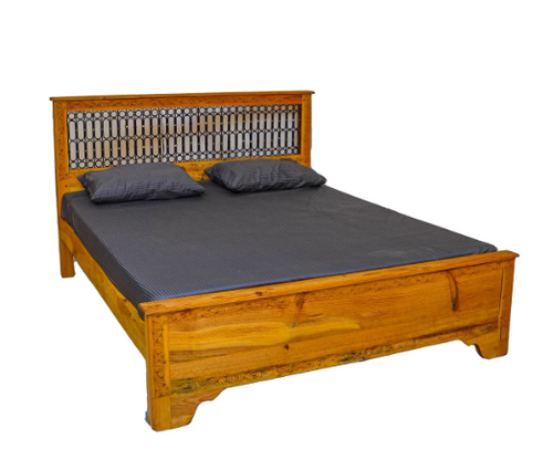 Iron Jaali Bed I